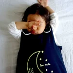 O que considerar ao escolher roupas de bebê